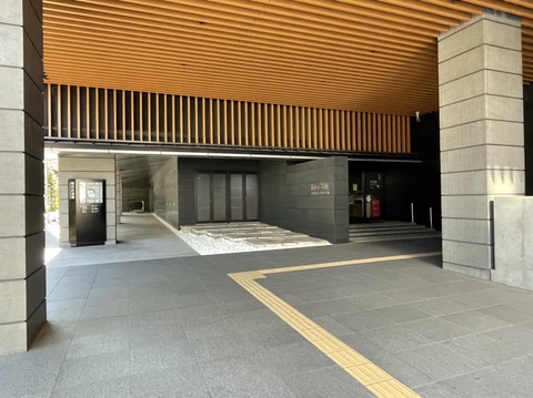 F361C211-E8DC-4E4B-9B26-32F81FFDF4B9