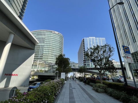 58C48E5B-7235-46E8-B338-4273E2099C68