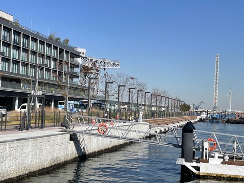 09165DD5-6078-4D70-A141-016F444496A9