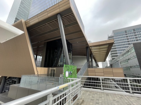 DD4DA41F-61D5-461A-BC30-ED390E920F57