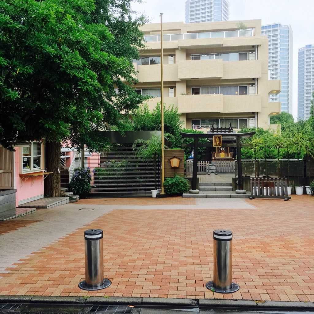 雨の三宅宮 三宅宮の四季 神の息吹をいただきて 雨の三宅宮 三宅宮の四季 神の息吹をいただきて