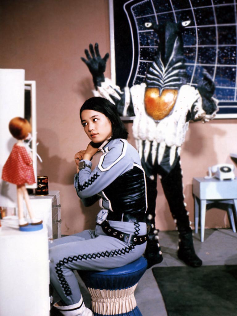 アンヌ隊員、ありがとう！ の巻 : タッド星谷の雑記帳