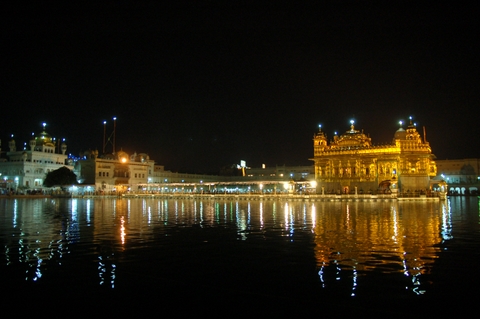 三脚買った 大阪大学 外国語学部 他大学研究会