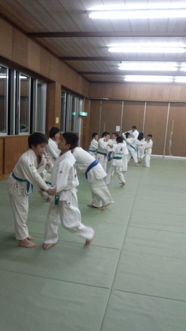 痛風足払い戦記
	  石背柔道会へ出稽古
	コメントトラックバック