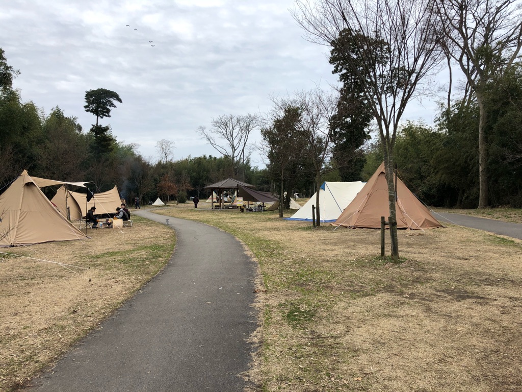 キャンプ場メモ 湖岸緑地 中主吉川公園 ゆっくり走るよ