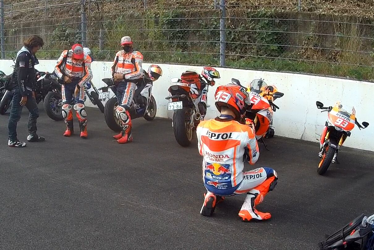 2024年motogp 日本GP オーバル3〜4 駐車場 【公式通販】 2024年motogp 日本GP オーバル3〜4 駐車場 【公式通販】