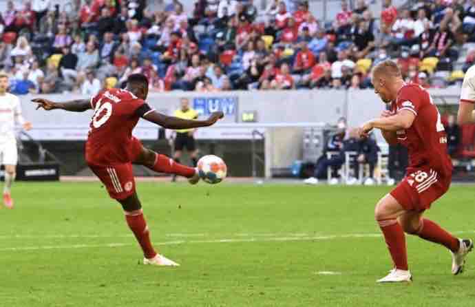 21 8 21 2 ブンデスリーガ第4節 デュッセルドルフvsホルシュタイン キール Tfcの自己満football Blog