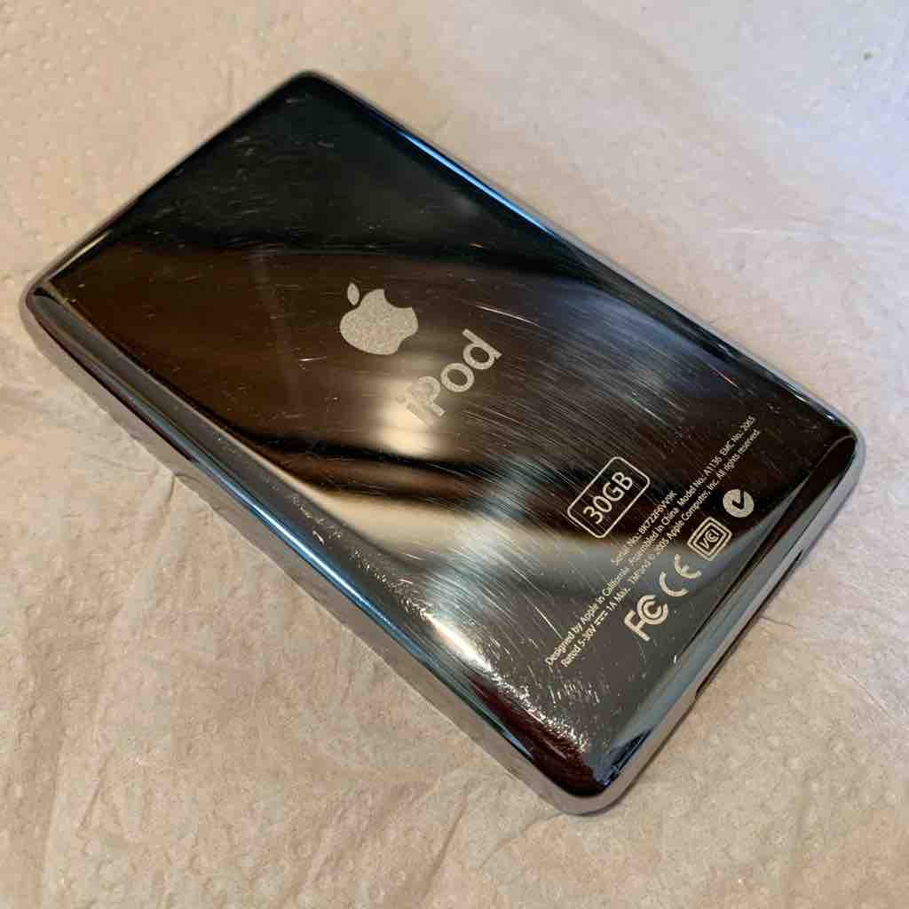 iPodのステンレスケースを磨く : Tafelmusik 第2集