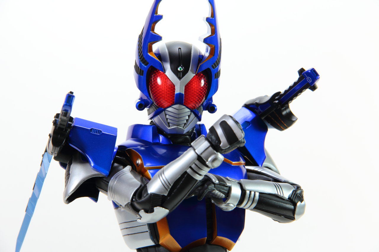 RAH 仮面ライダーガタック レビュー : たごさくライダー写真館