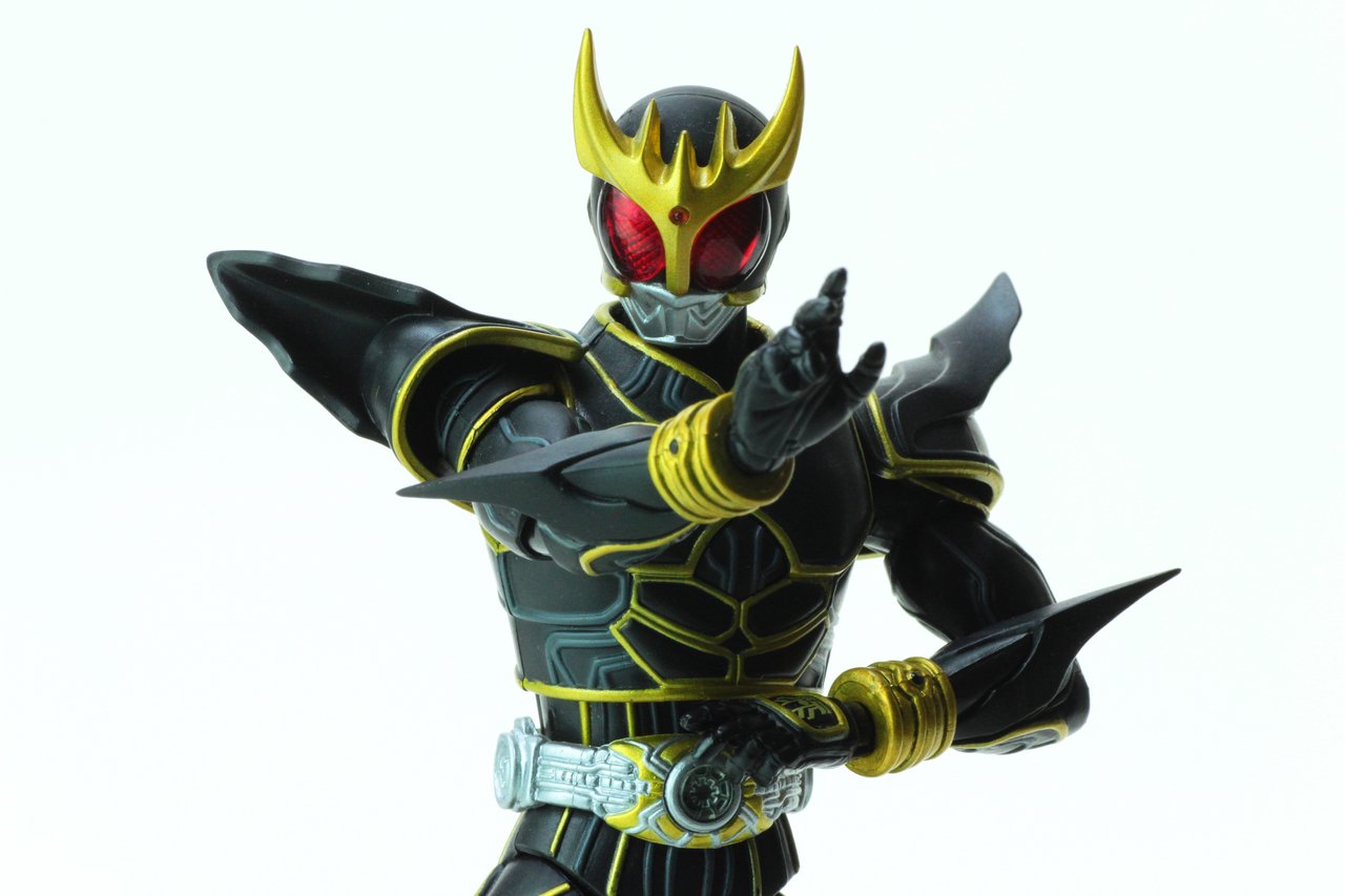 S H フィギュアーツ 仮面ライダークウガ アルティメットフォーム レビュー たごさくライダー写真館