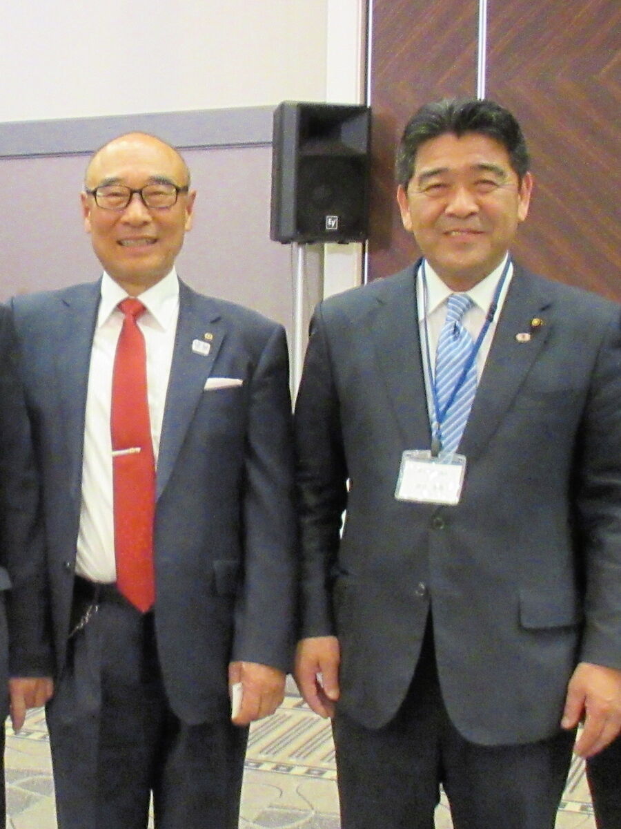 1月8日 水 厚木商工会議所年新春賀詞交歓会 厚木市議会議員 田口たかお 活動ブログ 1月8日 水 厚木商工会議所年新春賀詞交歓会 厚木市議会議員 田口たかお 活動ブログ