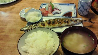 �뿩��