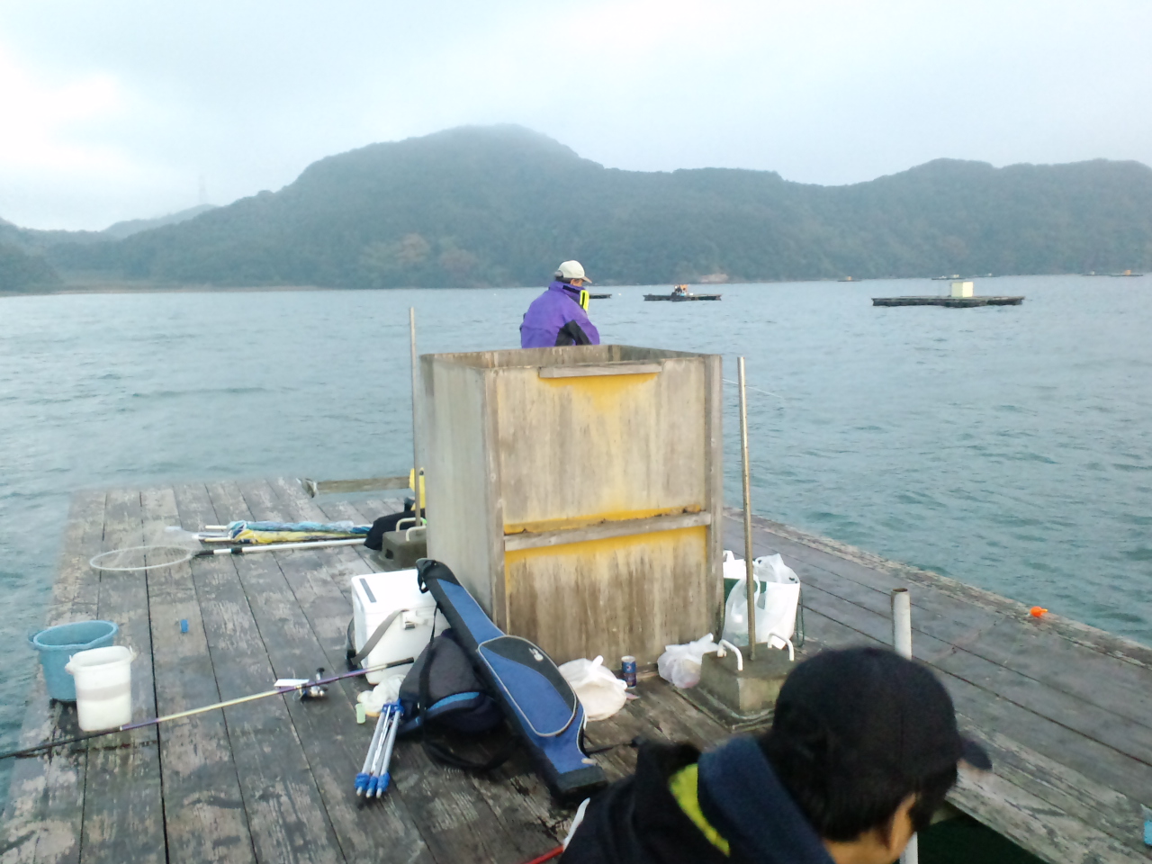 ２００９ １０ ３１ 福井 おおい町 筏釣 井本編 釣れたらいいな 釣り 海上釣堀