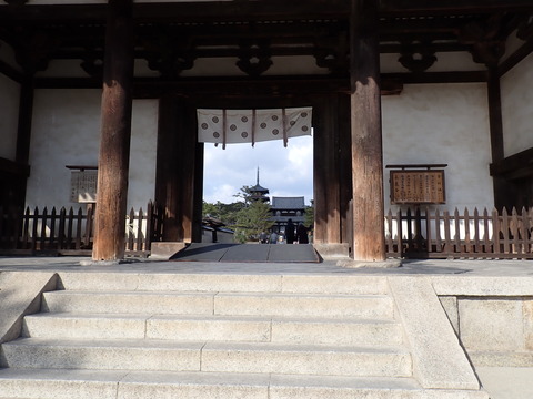 ①P1033447