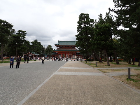 ③P4080695