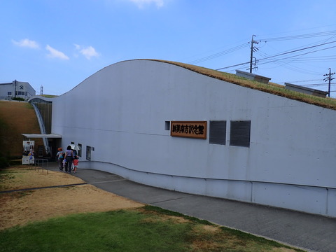 ①P8131388