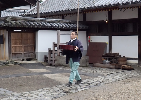 ⑫P3060128b