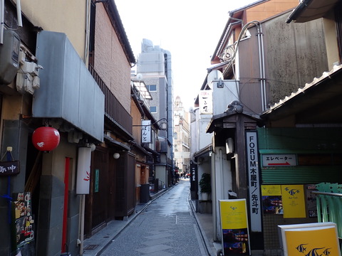 ①①PC240054