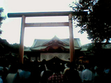立派な社門