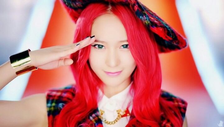 F X クリスタル 隊長のアイドル応援団 F X クリスタル 隊長のアイドル応援団