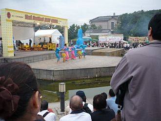 09