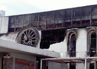 エカマイパブ火災2