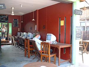 マックのネットカフェ