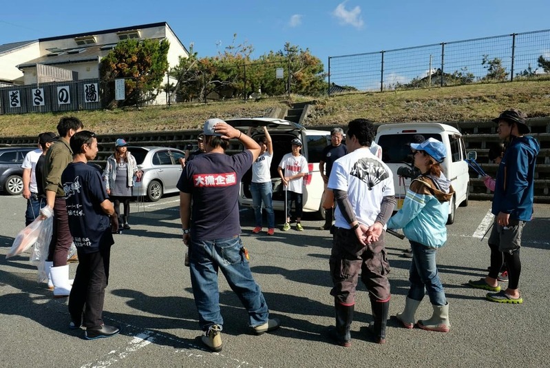 37585423_2114627818785014_167633028829413376_n