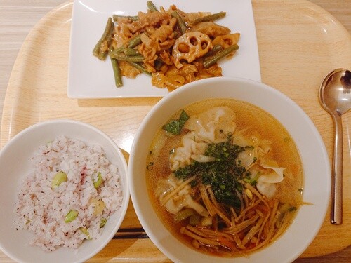 ご飯その1