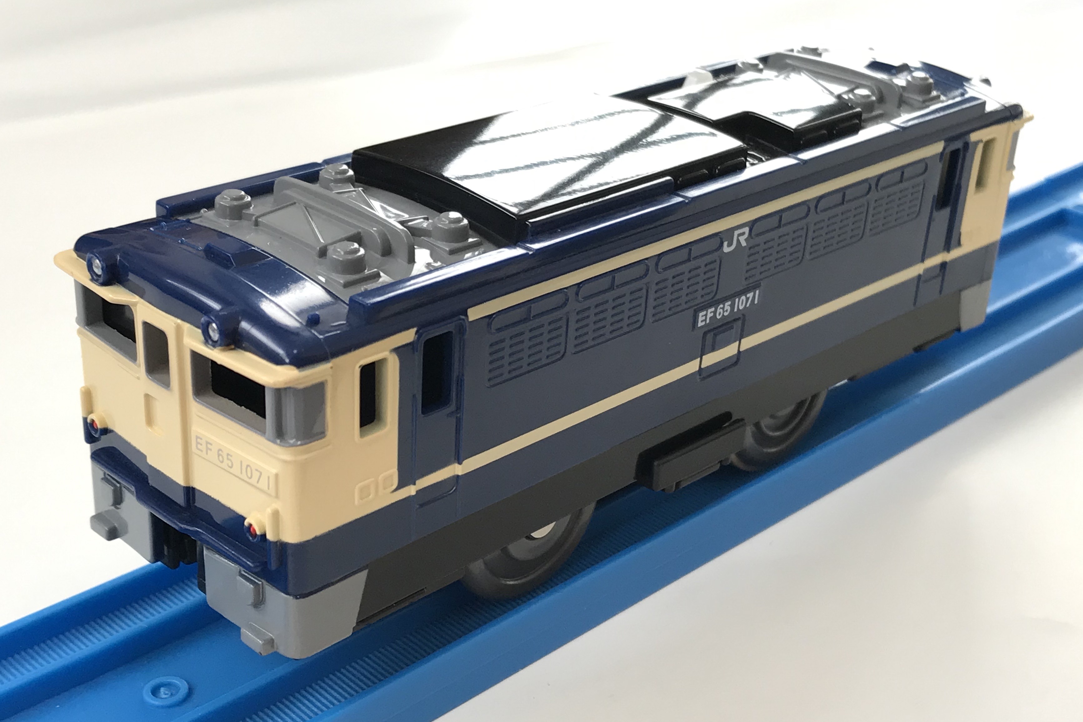 念願の原色PFがやって来た！！！ : 新•たいすんの鉄道&プラレールブログ