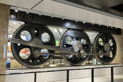 b9b40260-s.jpg