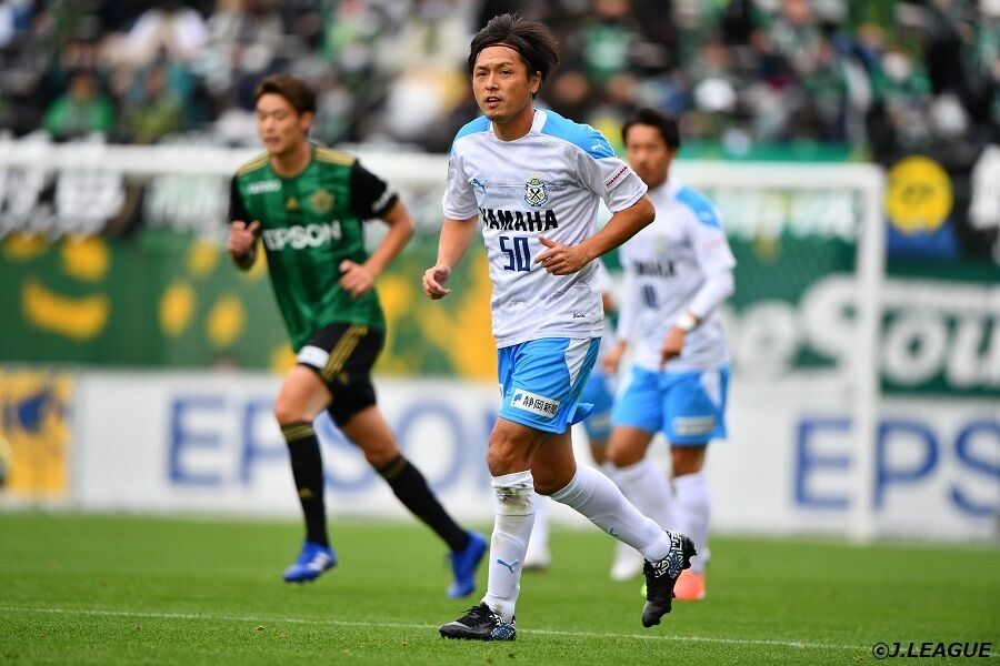 遠藤保仁がジュビロ磐田デビュー戦で遠藤のチームに変わった理由は サムライ11 遠藤保仁がジュビロ磐田デビュー戦で遠藤のチームに変わった理由は サムライ11