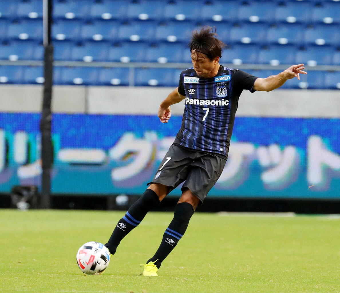 森 ボール あつ サッカー