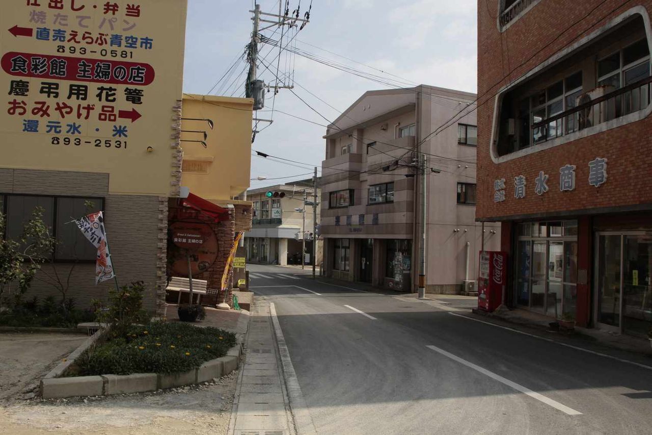 鹿児島県大島郡知名町 知名町市街地付近の様子 日本散策ガイド 鹿児島県大島郡知名町 知名町市街地付近の様子 日本散策ガイド