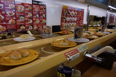 たまに行くならこんな店　東京都内で鉄道駅のない珍しい都市のロードサイドにある「スシロー武蔵村山店」
