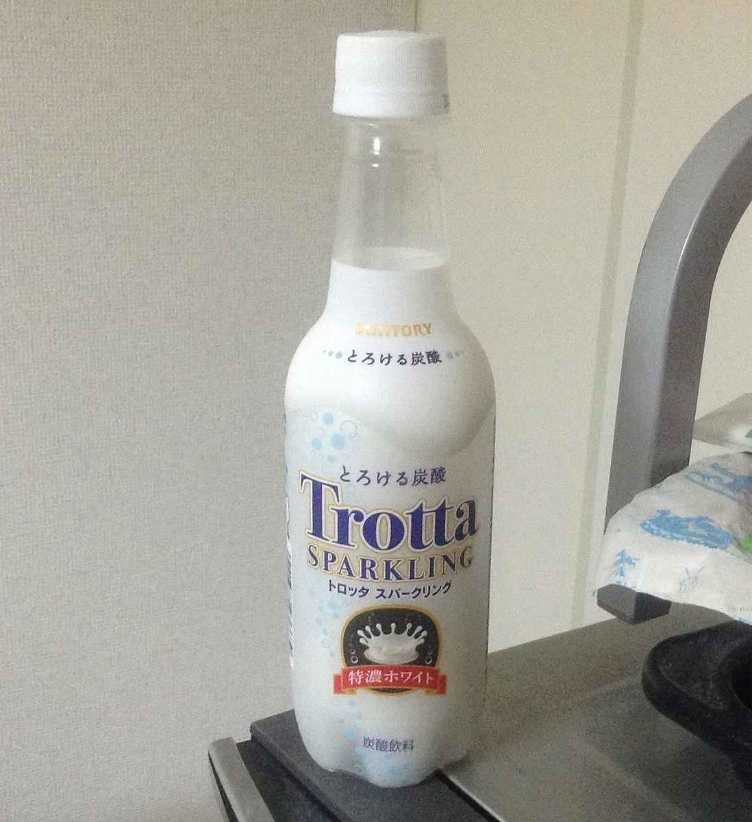 今日の飲み物 とろける炭酸trotta は甘き香りと炭酸とのマリアージュをさっぱり風味で楽しめる乳炭酸です 食べ飲み遊戯