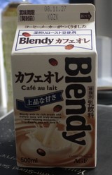 今日の飲み物 blendyカフェオレ
