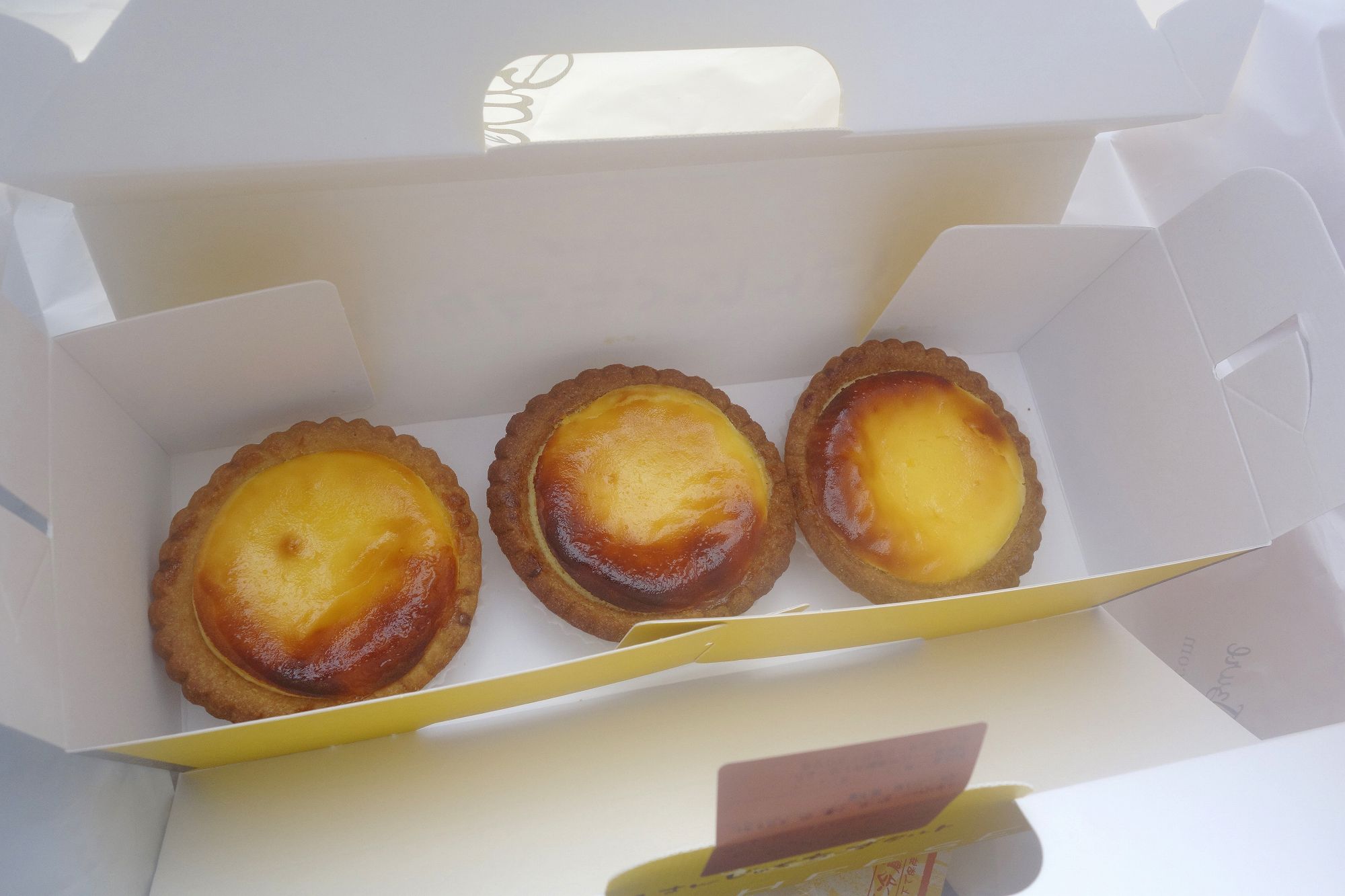 たまに行くならこんな店 土浦イオンモール内にある コート ダジュールべべ イオンモール土浦店 で 液状化してとろける美味しさのはんじゅくちーずタルトを食す メシレポ