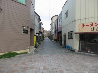 04697735.jpg