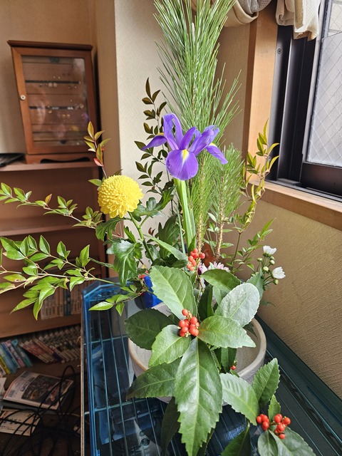 17040010577304386251577433695628