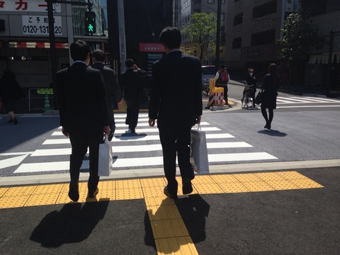 2014-04-11-12-48-57