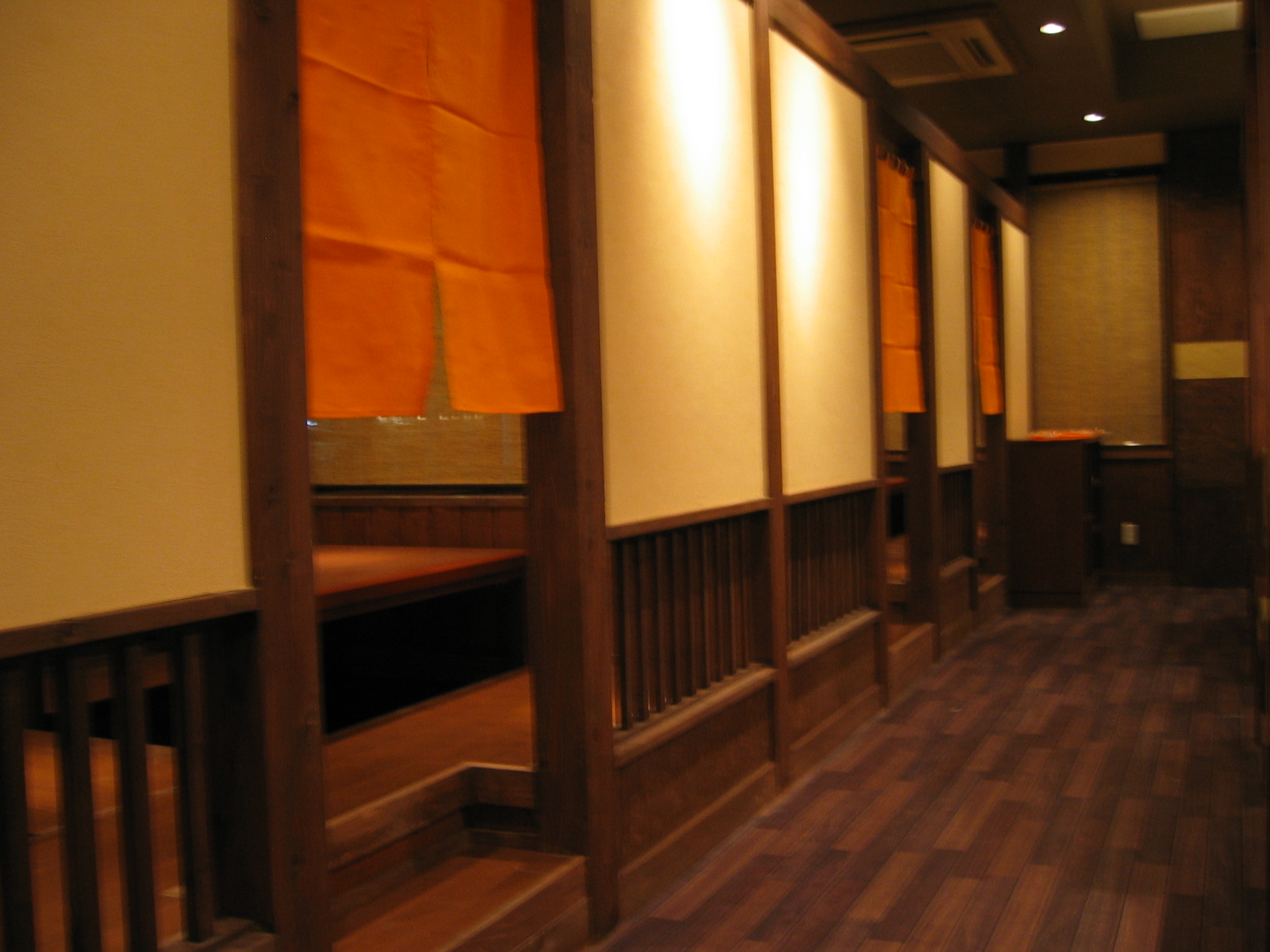 宇都宮市 地産厨房 おんざ 競輪場通り店 地産地消をテーマにした郊外型カジュアル居食屋 ユイの足跡