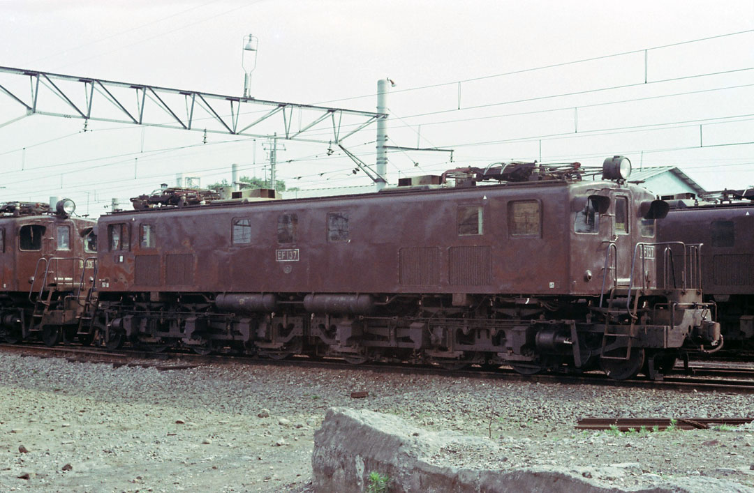 Vol. 60 昭和52年6月 … 大宮機関区 : フィルムスキャナーで振り返る