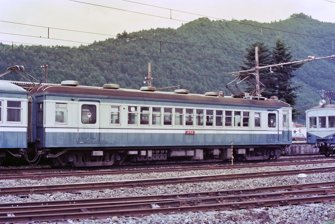 富士急行 2点 富士急行、SEKAI NO OWARIコンサートにあわせ臨時列車を運転