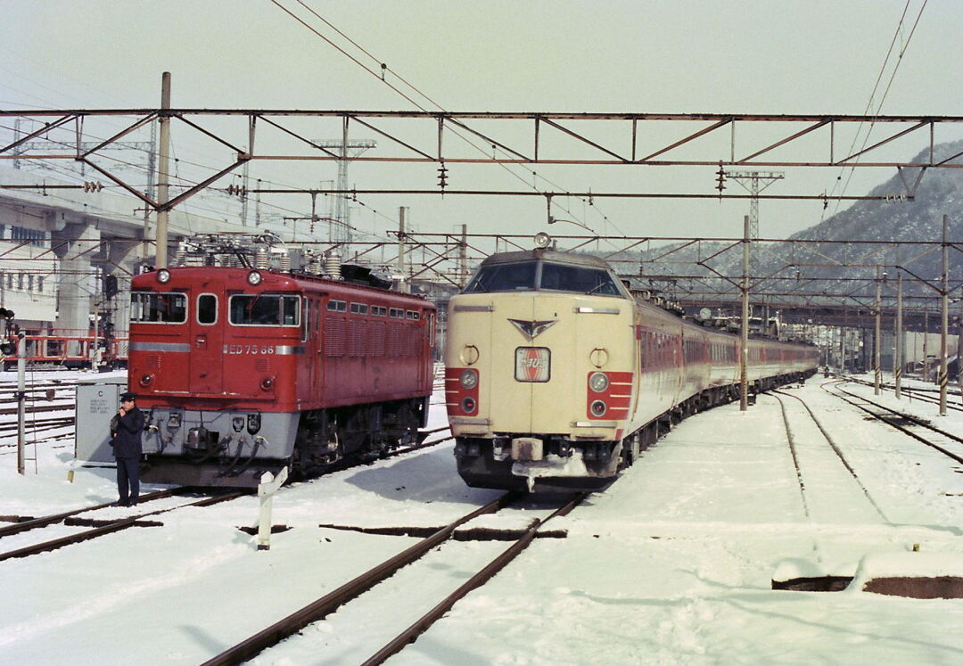 ☆希少☆東北本線1983年頃 牽引機ED75 700形＋スハフ42形2セット