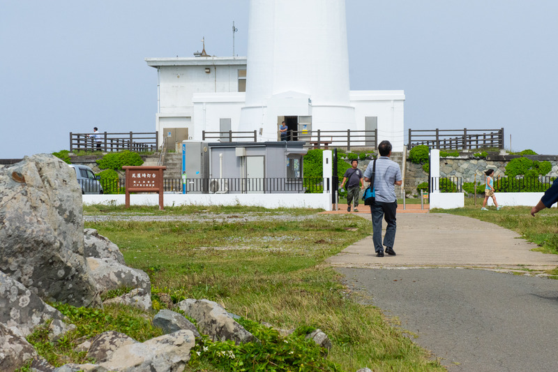 5.灯台に向かう私DSC_2721