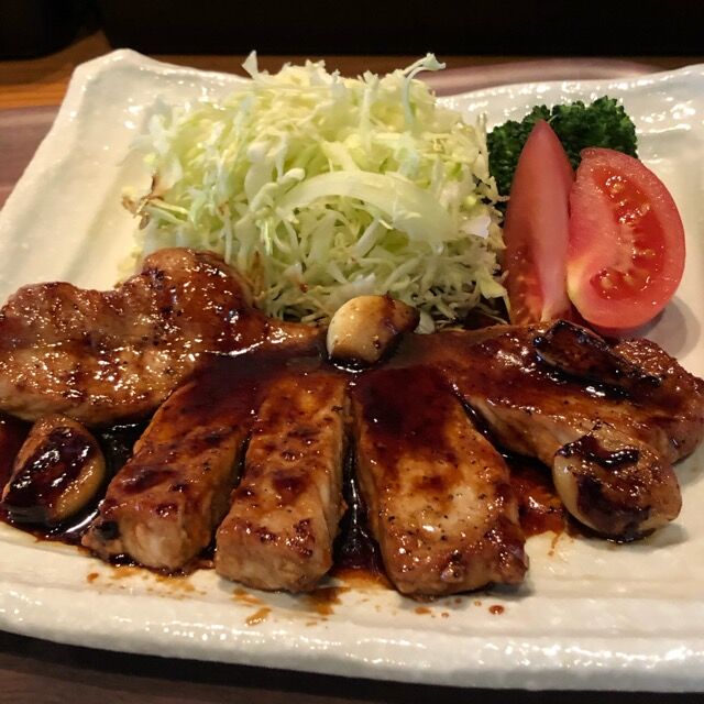 店名のとおり隠家みっけ とんてき定食 隠家 Ajito 名張市 名張タカの行き当たりバッタリ 今日もマイミシュラン店を求めて