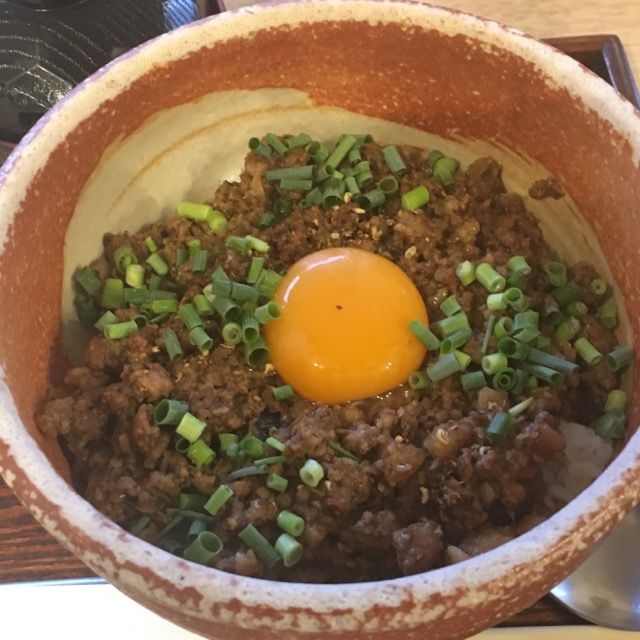 病みつきメニューみっけ 豚辛丼 楽豚 伊賀市 名張タカの行き当たりバッタリ 今日もマイミシュラン店を求めて 病みつきメニューみっけ 豚辛丼 楽豚 伊賀市 名張タカの行き当たりバッタリ 今日もマイミシュラン店を求めて