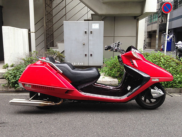 フュージョンX ローダウン！希少赤！色アセなし！美車！2本