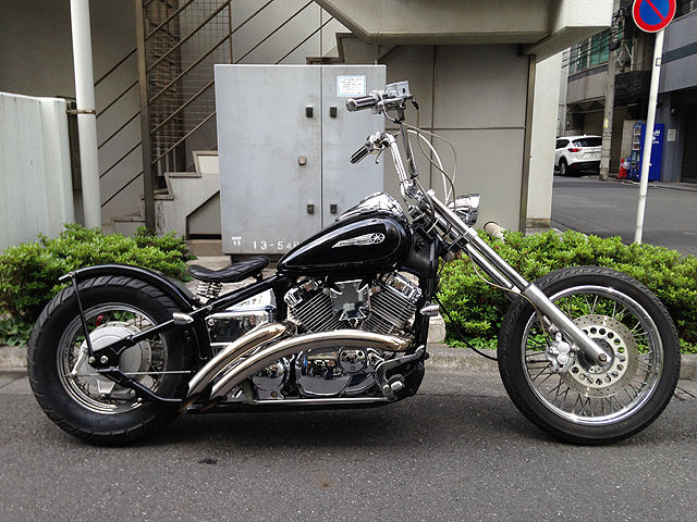 ドラッグスター400 チョッパーカスタム ハートビート製マフラー Taka Custom Factory